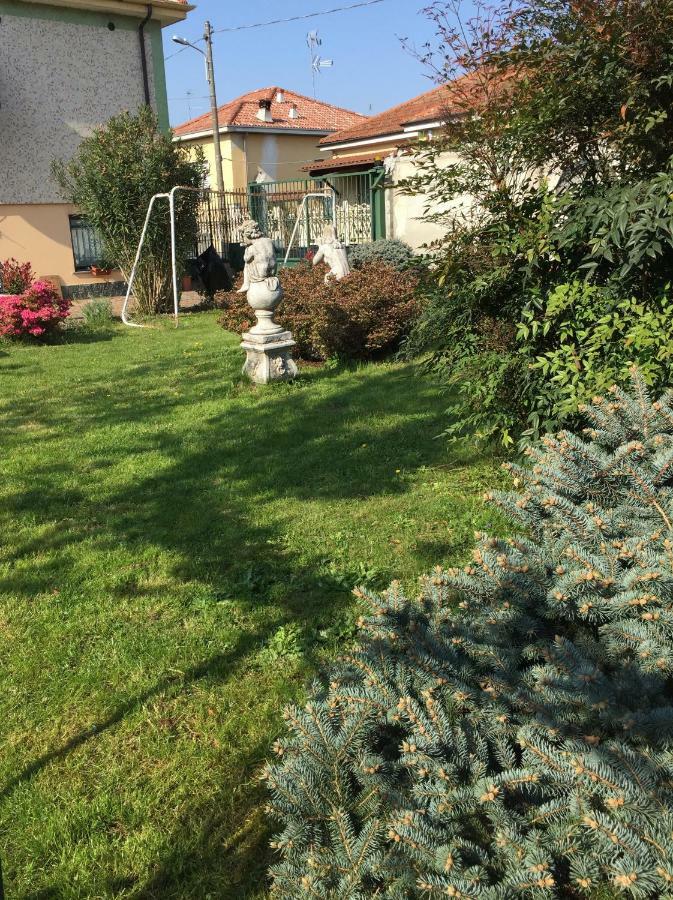B&B Antica Corte Lombarda Mortara Bagian luar foto